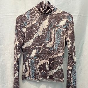 AFRM Selena Turtleneck Top - Abstract Snake - Size S